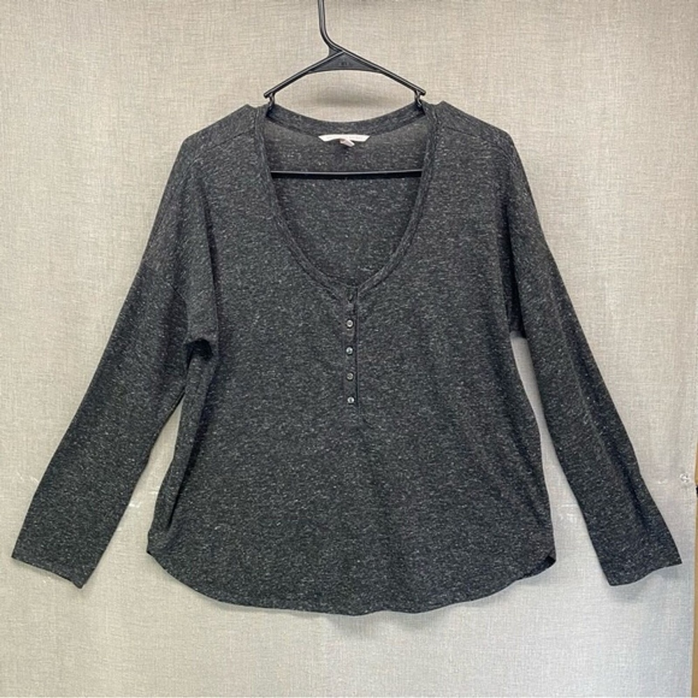 Victoria's Secret Long Sleeve Top Button U Neck Gray Women Size | M